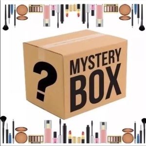 Make Up Mystery Box